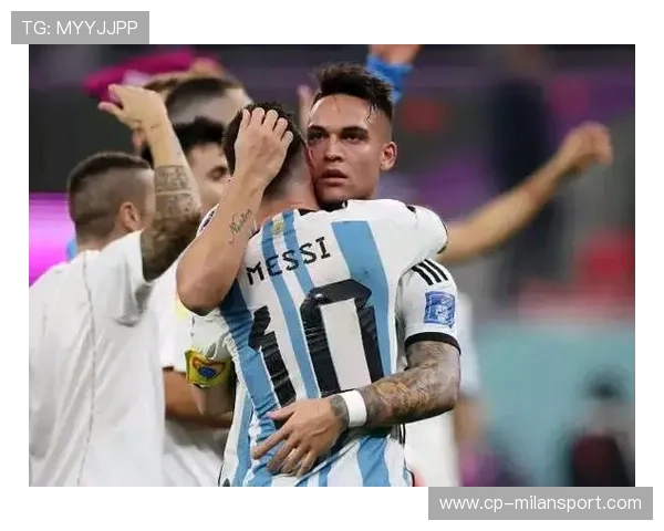 劳塔罗反击中完成低射，门将判断失误